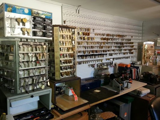 lock smith store lock smith store